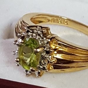 925 Sterling. 10k. Peridot. CZ 4.24g Sz6